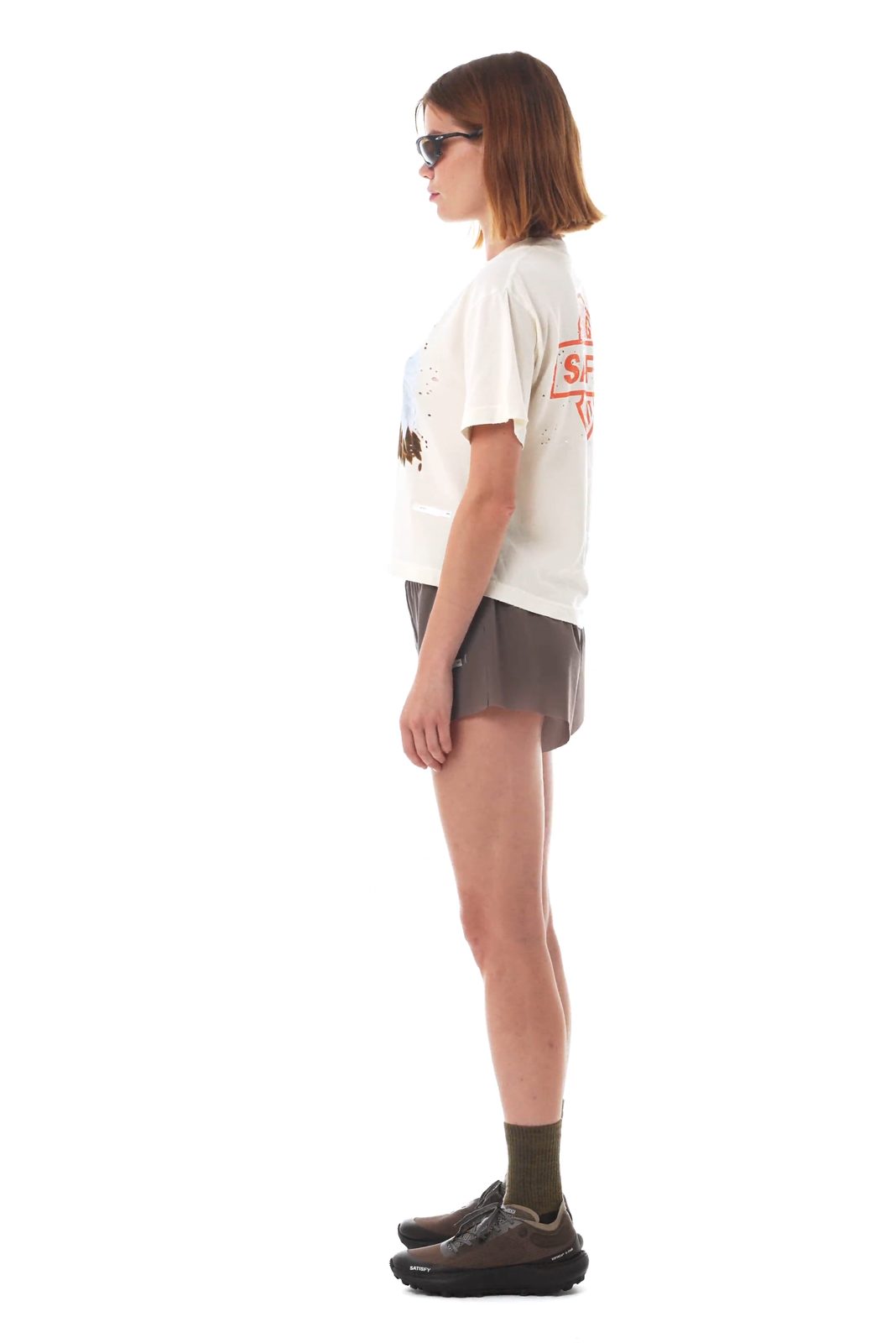 Modellen: Bal oldal
